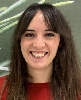 María Cruz Ariz Cia