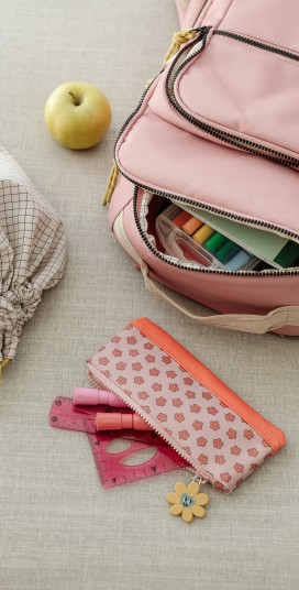 Mochila con material escolar